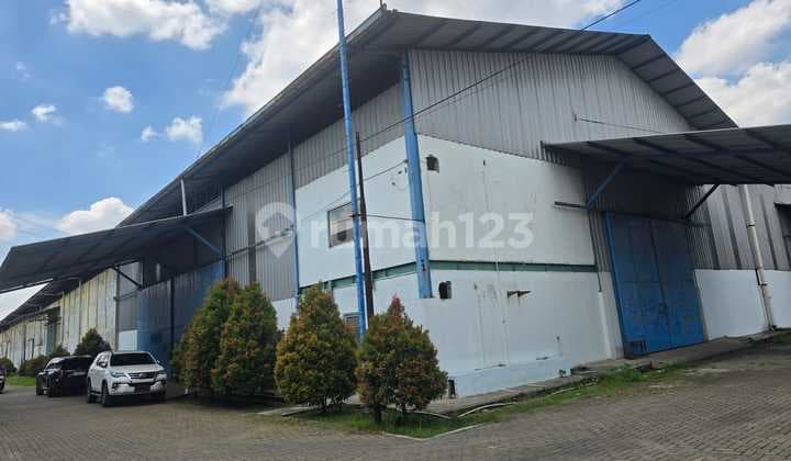 For Rent: Warehouse in Cikupa District, Tangerang Regency, Area 3,000 M²