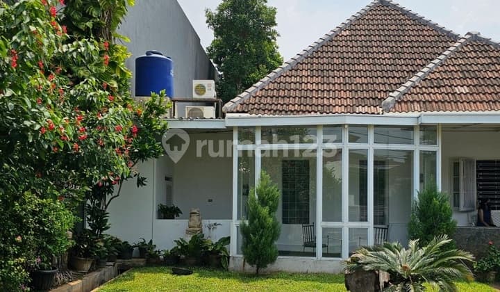 Rumah Luas Dgn Taman di Jl Syamsu Rizal, Menteng, Jakpus