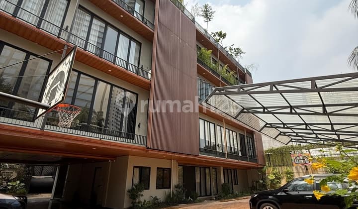 FURNISHED APART HOUSE 5 LANTAI, STRATEGIS dkt SENAYAN, SUDIRMAN, JAKSEL