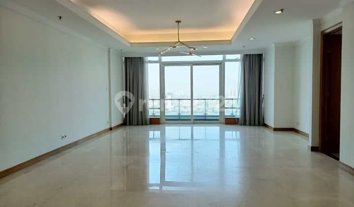For Rent Apartment above Grand Indonesia Mall Unfurnished 3 Bedrooms