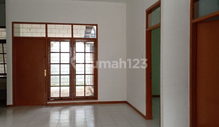 Spacious Ready-to-Live-In House