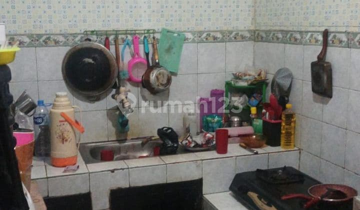 Rumah area kabupaten dekat kotamadya