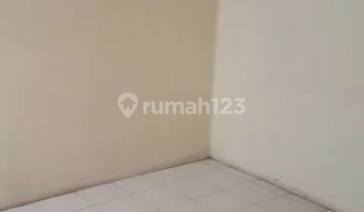 Rumah rapih harga bawah 30 juta/ thn