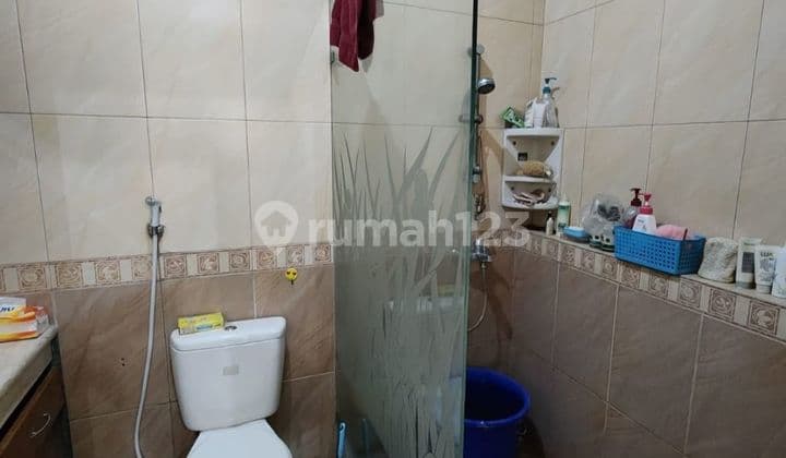 Rumah Luas Kotamadya Bisa Untuk Gudang Atau Tinggal