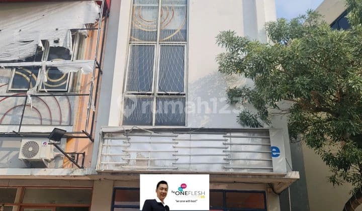 Dijual Ruko Glaze 2 Gading Serpong Hadap Boulevard
