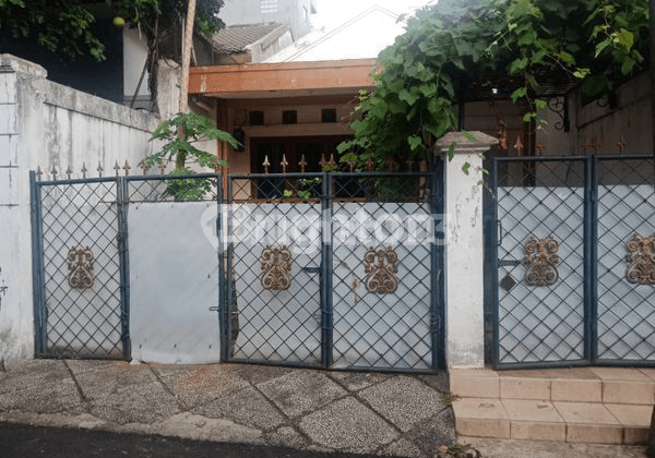 Rumah Siap Huni di Kavling Polri Ampera Jakarta Selatan