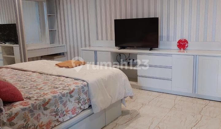 Nice Corner House Ready to Live in at Pantai Mutiara, Pluit Samudra North Jakarta