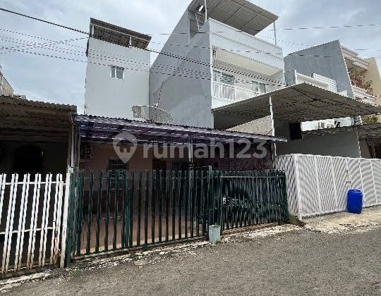 Murah!! Rumah Standar 1,5 Lantai Siap Huni di Gading Indah Kelapa Gading, Jakarta Utara