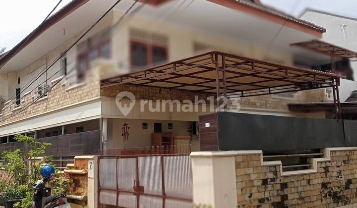 Turun Harga Rumah 2 Lantai Siap Huni Posisi Hook di Bcs Kelapa Gading, Jakarta Utara