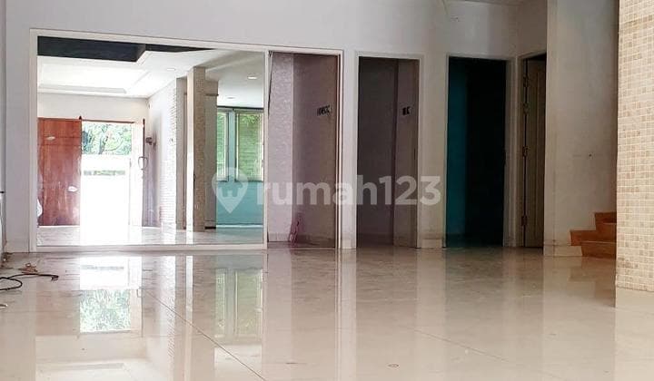 For Sale Beautiful Ready-to-Occupy Unfurnished House in Taman Palem, Cengkareng, West Jakarta