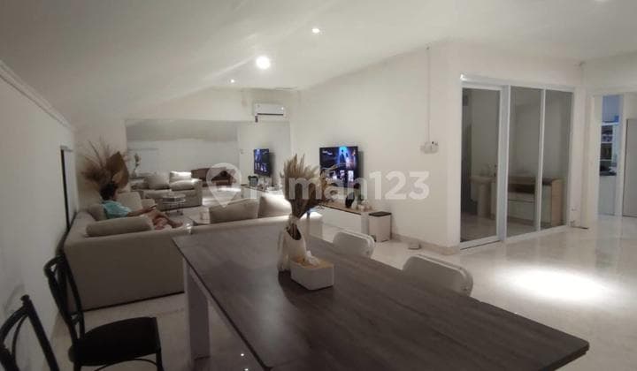 Rumah Hoek Bagus Siap Huni 3.5 Lantai di Sunter Agung, Jakarta Utara
