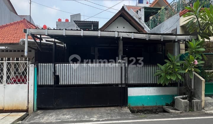Rumah Bonus Kost Sudah Terisi Di kramat Senen Jakarta Pusat