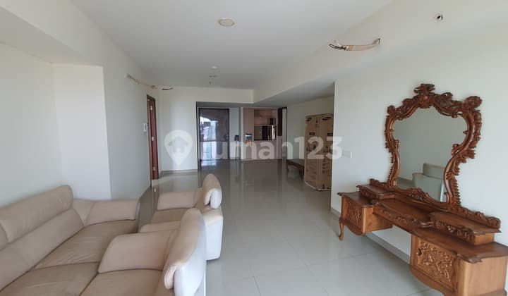 For Sale Negotiable.. Sherwood Apartment 3 Bedrooms Richmond Tower