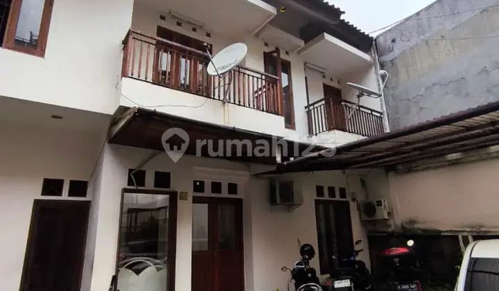 Rumah disewakan di Cipete