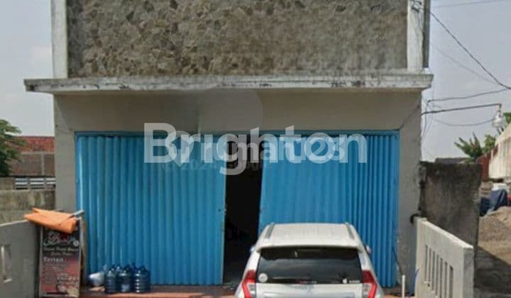 RUKO 2 LANTAI SIAP HUNI STRATEGIS PINGGIR JALAN RAYA COCOK BUAT USAHA DEKAT SMAN 8 MOJOSONGO SOLO