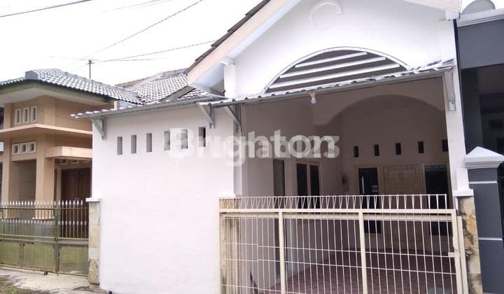 RUMAH SUDAH DI RENOVASI SIAP HUNI DI PERUMAHAN CLUSTER MOJOSONGO SOLO