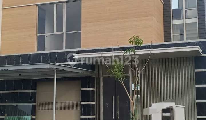 Disewa Rumah Golf Island View Golf dan Private Pool Uk 542M2 At Jakarta Utara