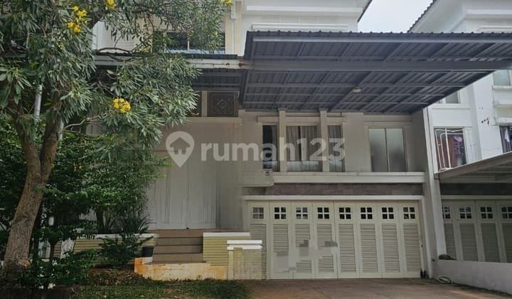 Disewa Rumah PIK Crown Golf 2Lt Furnished Uk300m² at Jakarta Utara