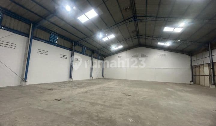 TERMURAH GUDANG LUAS 1600m BEBAS BANJIR AKSES 40 FEET