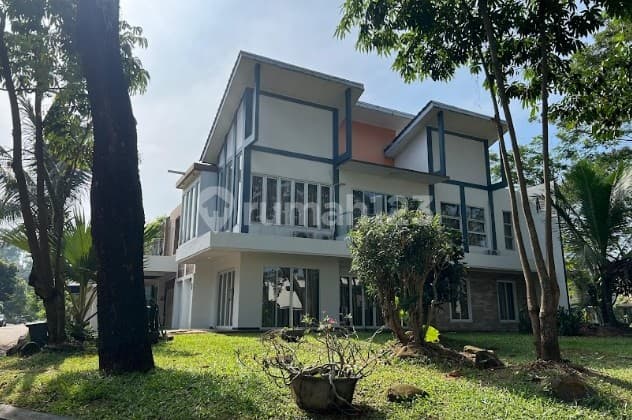 Luxury Hook House in Greencove BSD Near The Breeze Bonus Spacious Garden