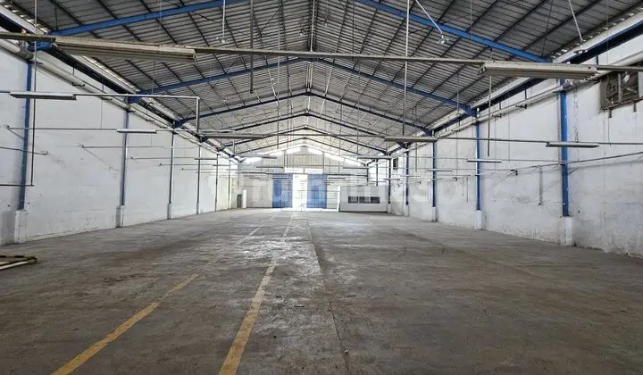 Gudang 960 m2 di Raya Serang Cikande Akses Mudah Truk Besar