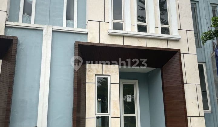 Rumah Cantik di Alam Sutera 2 Lantai Rapih Siap Huni Lokasi Bagus