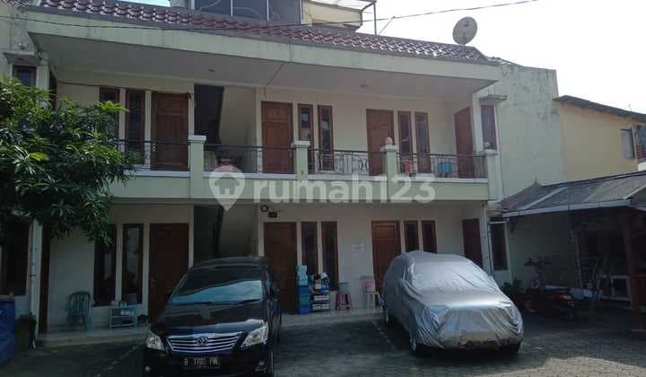 Dijual Rumah plus kos di Segitiga Emas jaksel, dekat jl Prof Satrio