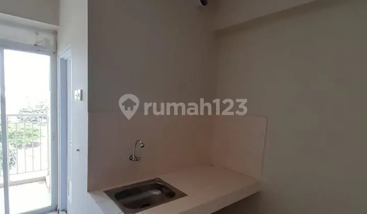 Strategic Grand Palm Apartment Duri Kosambi West Jakarta