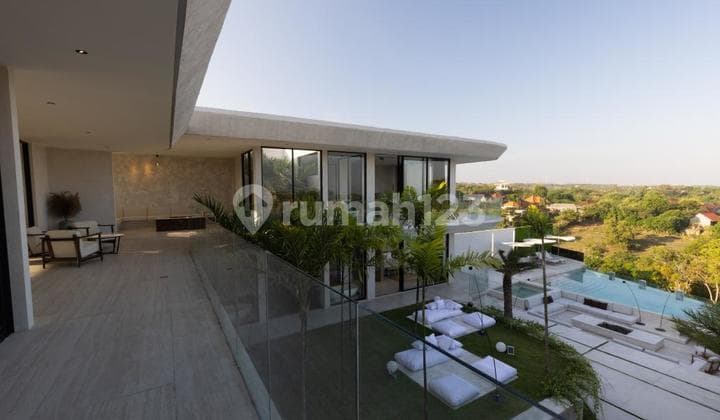 TOP URGENT DI JUAL VILLA VIEW LAUT LOKASI ULUWATU KUTA SELATAN BADUNG
