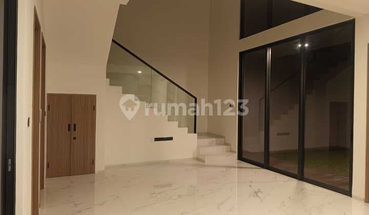 Rumah Baru Siap Huni di Cluster Hillary Summarecon Bandung