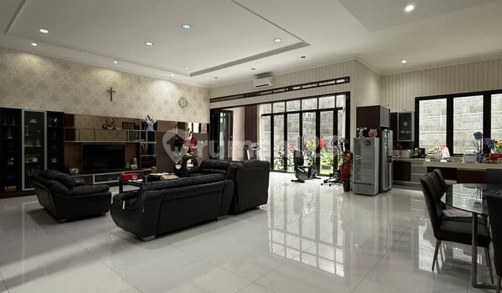 Rumah Lux 2 Lantai Siap Huni di Mekar Wangi Bandung