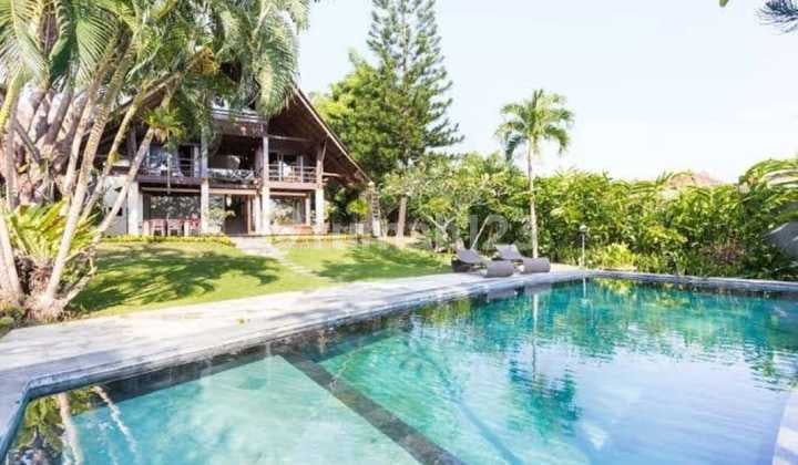 Villa In Prime Area Of Batu Bolong Canggu