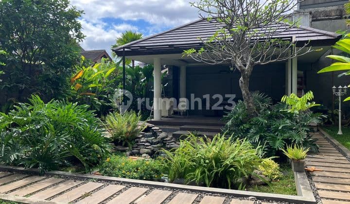 Rumah Lux Murah Banget di Jalan Srimahi Bandung