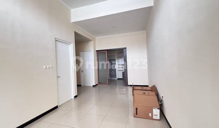 Rumah Minimalis Siap Huni di Taman Kopo Indah V