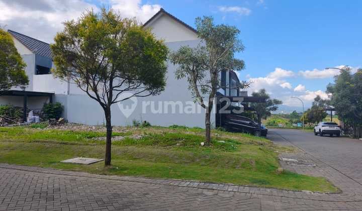 Tanah Kavling Hoek di Lokacitra Kota Baru Parahyangan