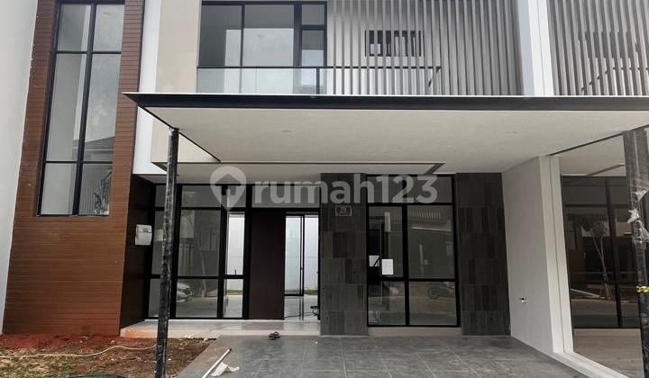 Disewakan Rumah di Kuningan Village Brand New