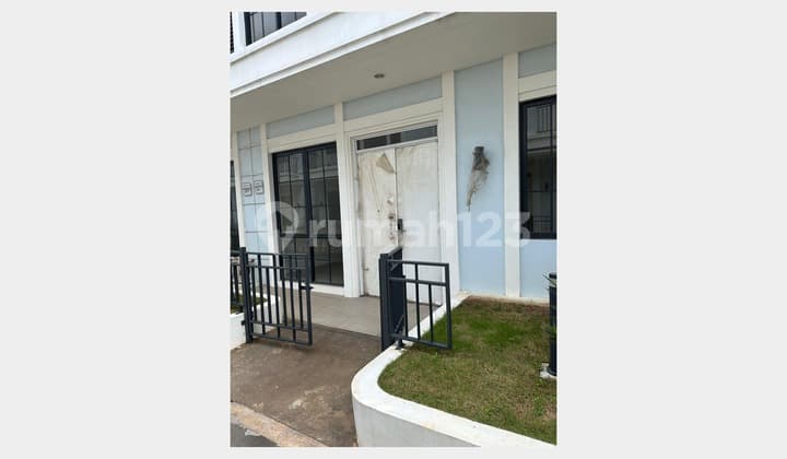 Dijual Rumah 3 LT di Lavon Swan City Murah