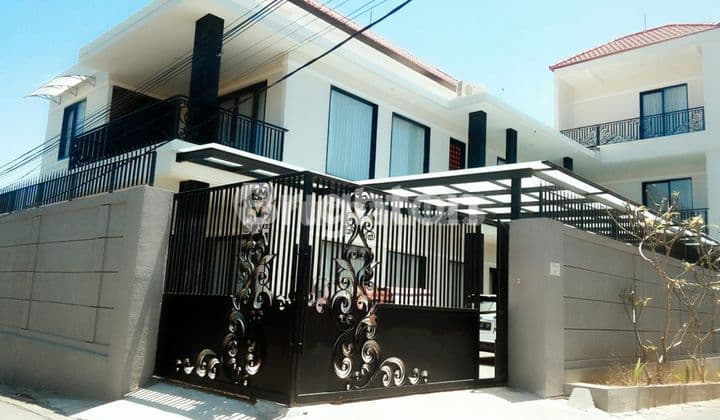 Rumah Mewah 2,5 Lantai Full Furnished Di Jimbaran