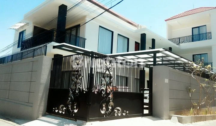 LUXURY 2.5 STORY HOUSE FULLY FURNISHED IN JIMBARAN