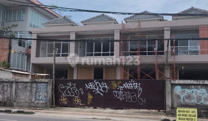 Ruko Baru 2 Lantai Pusat Bisnis Mahendradata 8 Unit Berderet