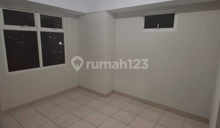 For sale cheaply, Springlake 3-bedroom Apartment at Summarecon Bekasi