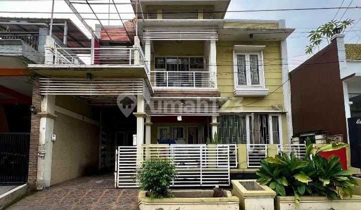 Dijual Rumah di Pekayon Jaya Bekasi Selatan