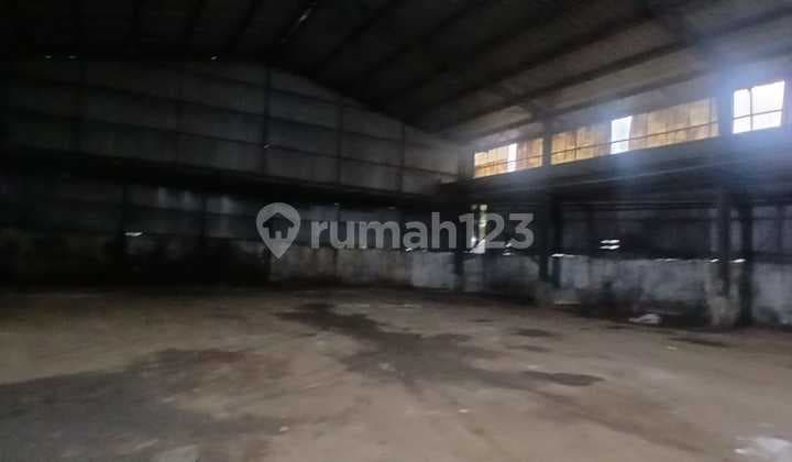 Disewakan Gudang Di Jalan Raya Narogong. Kota Bekasi