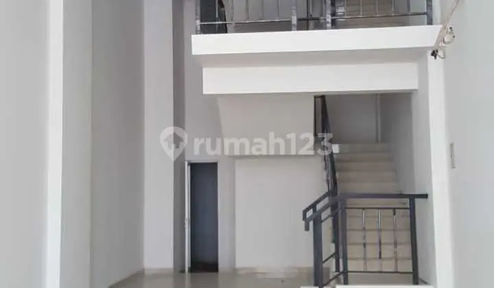 Ruko 3 Lantai SHM Listrik 11000W di Summarecon Bekasi