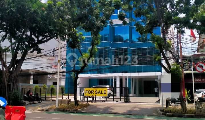 Dijual Gedung / Ruang Usaha di KH. Wahid Tasyim, Menteng