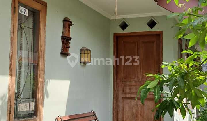 Dijual rumah nyaman di lingkungan nyaman tidak banjir di galaxy bekasi