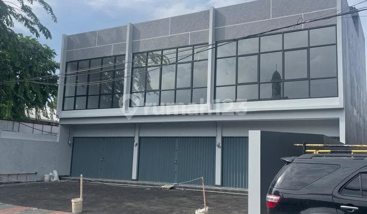 Disewakan 3 Unit Ruko Sisa 1 Unit 2,5 Lantai di Pondok Kelapa