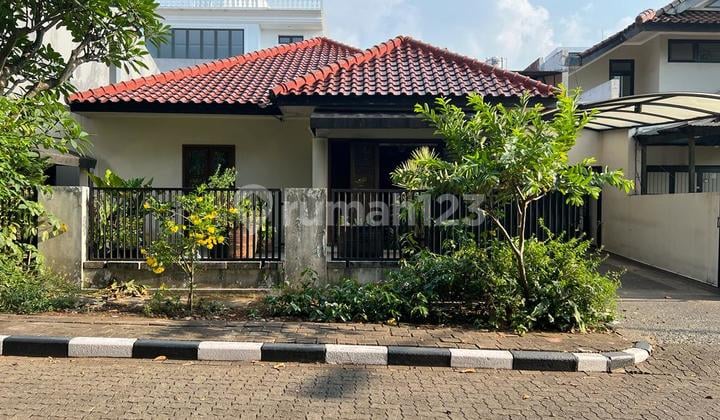 Rumah di Villa Cinere Mas, Depok Type 280/147 SHM
