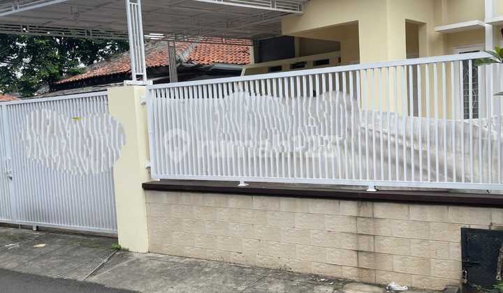 Rumah di Jakarta Selatan, Cilandak, Jl. Abuserin