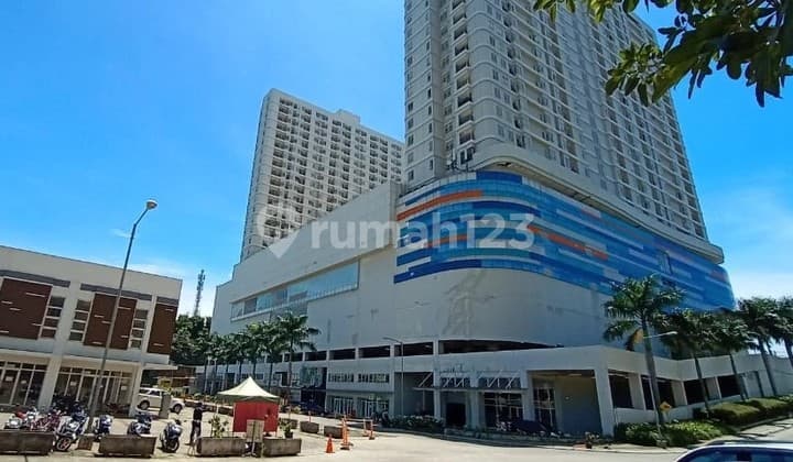 Studio Apartment in Depok, Cinere Bellevue Suites, Near MRT